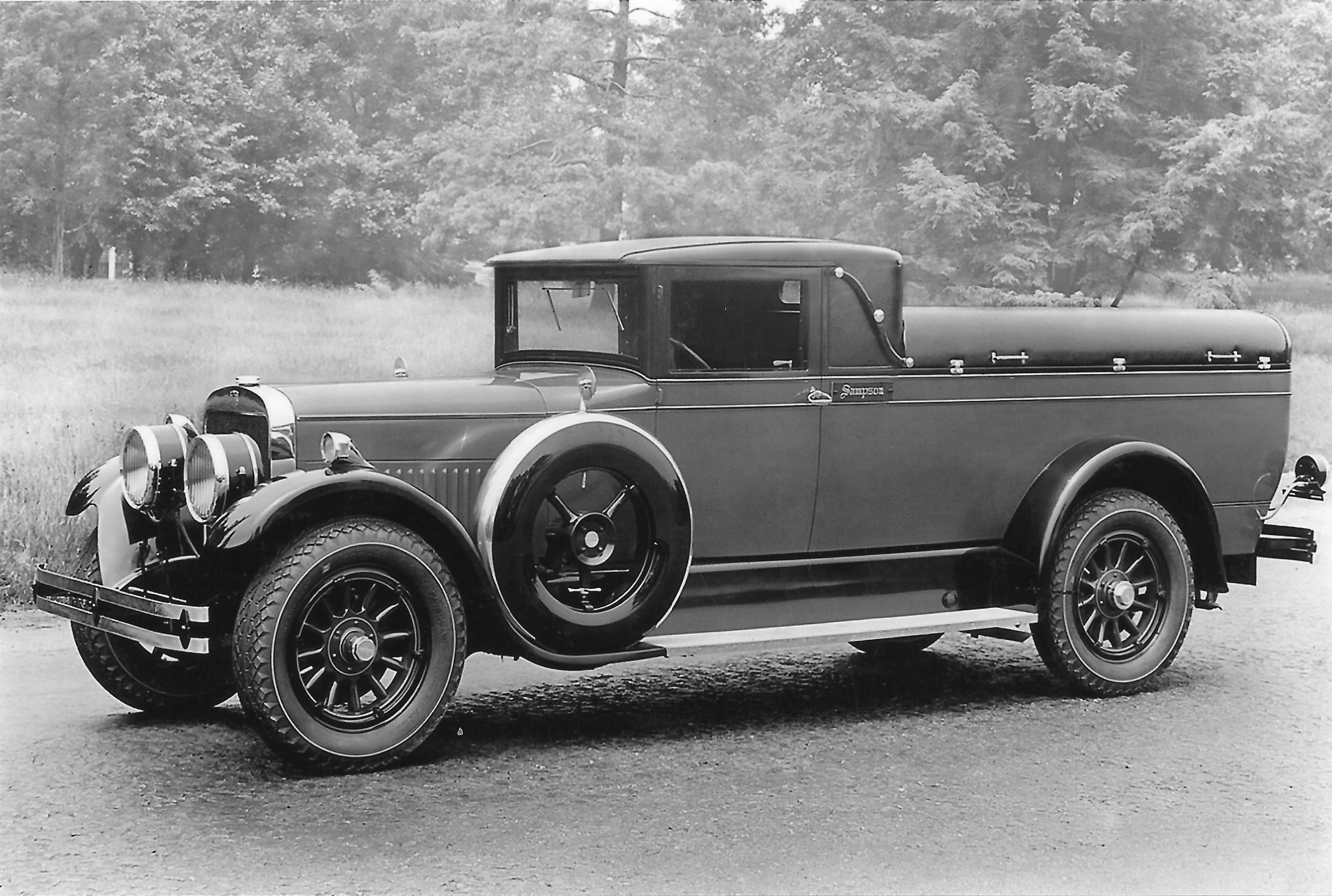 1931 Cunningham combination service flower car